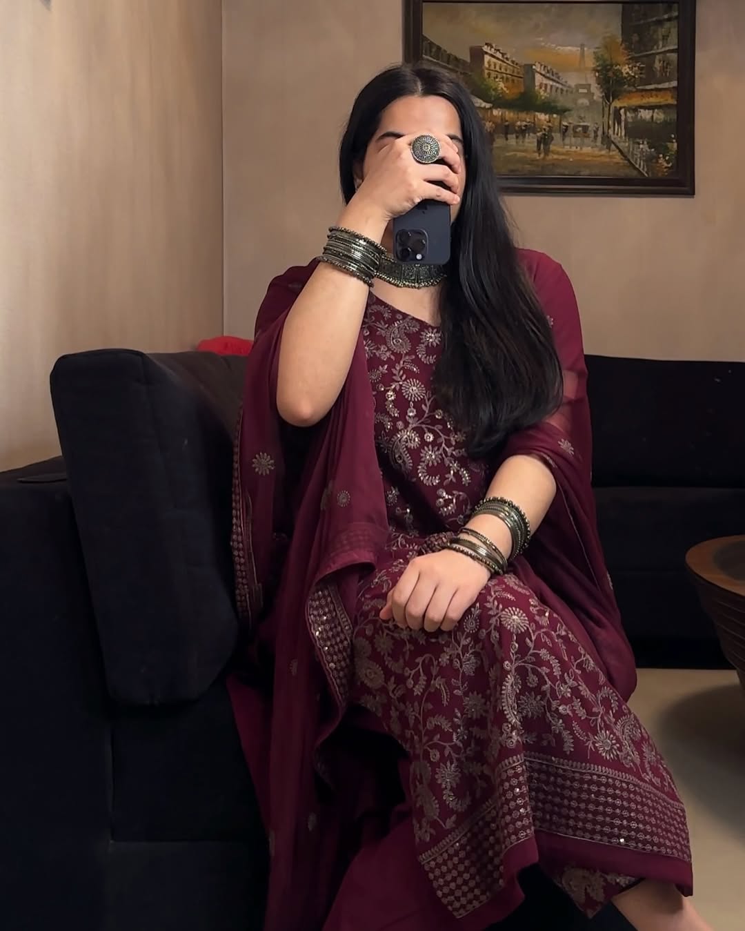 Radiant Reflections Capturing Beauty in Maroon Sophistication