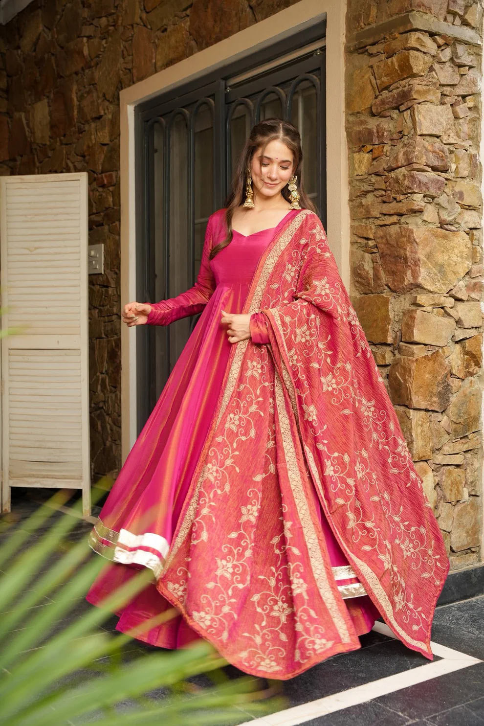 Majestic Muse The Pink Anarkali Suit for Regal Celebrations