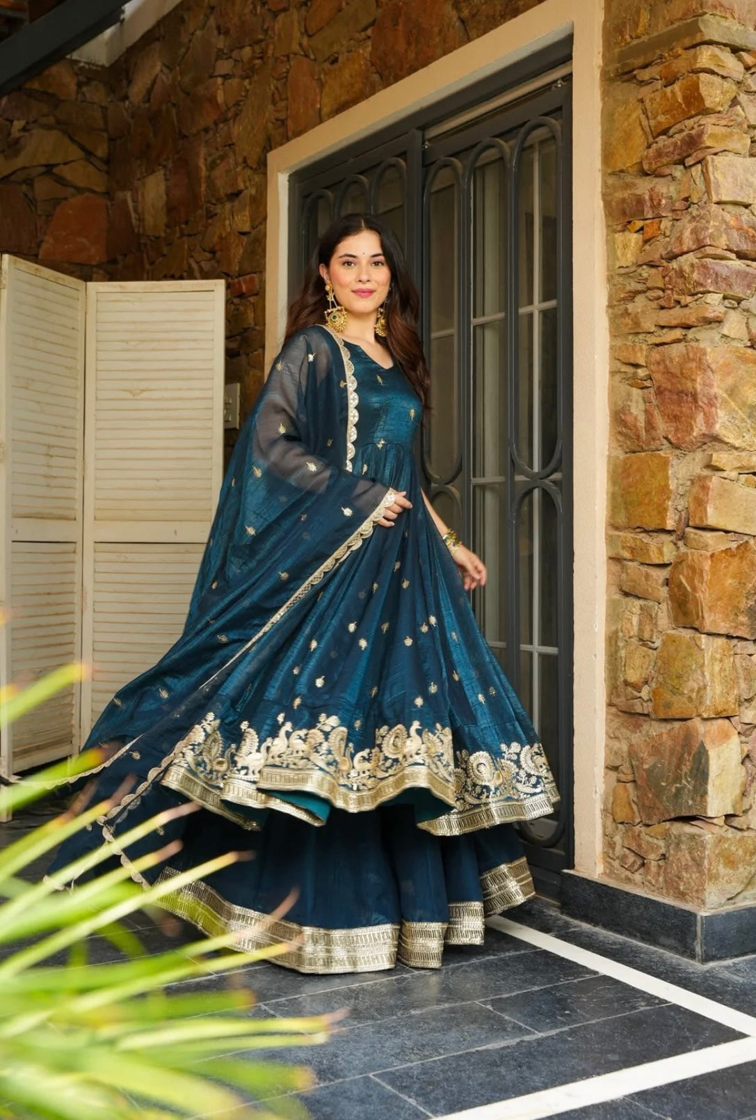 Divine Chic Luxurious Anarkali Styles for Sophisticated Women