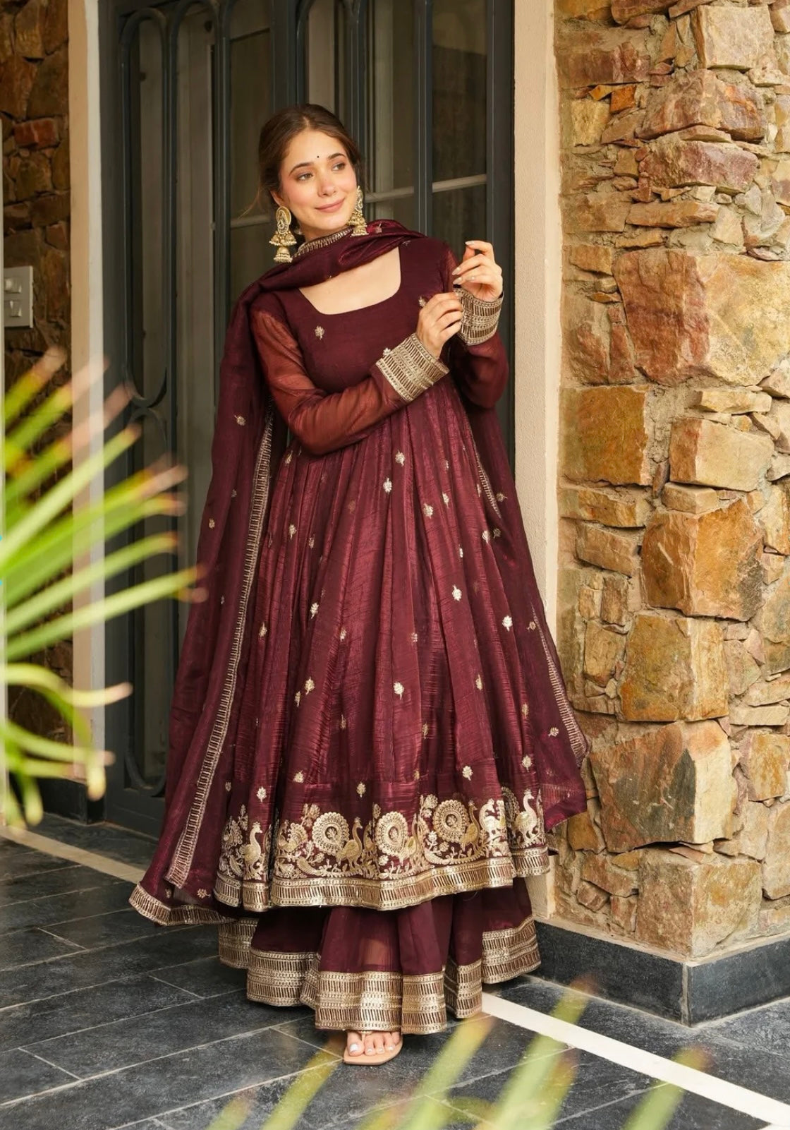 Divine Chic Luxurious Anarkali Styles for Sophisticated Women