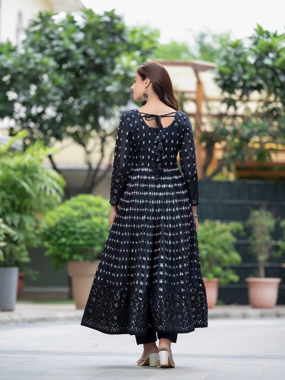 Blck Color Heavy Embroidery Work Anarkali Suit