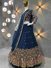 Load image into Gallery viewer, Alluring Embroidered Party Wear Silk Dulhan Lehenga Choli 525
